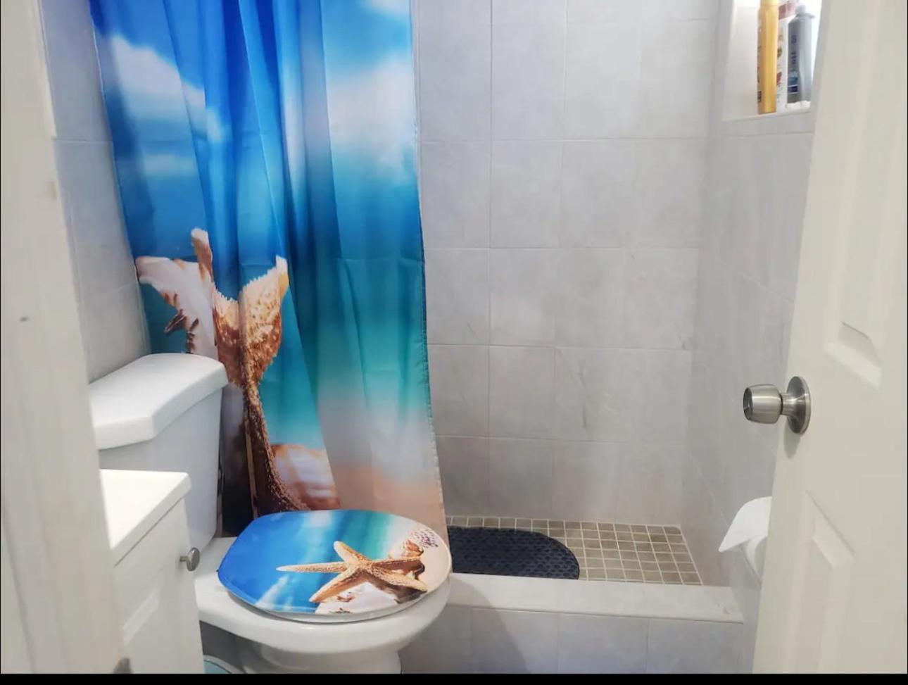 B5 Best Value On Private Bedroom With Private Bathroom In Little Havana, Miami Eksteriør billede