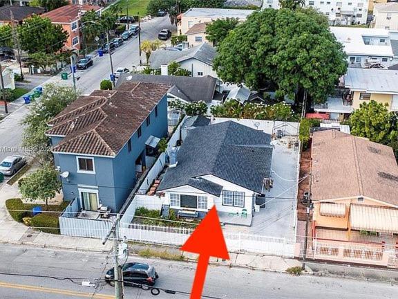 B5 Best Value On Private Bedroom With Private Bathroom In Little Havana, Miami Eksteriør billede